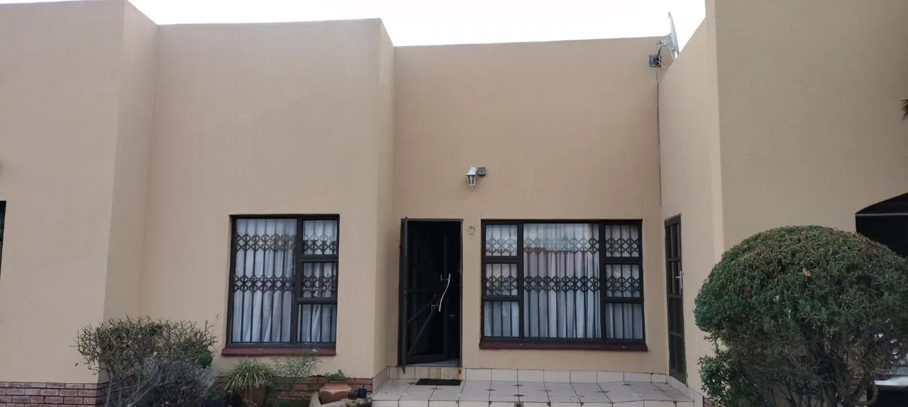 3 Bedroom House for sale in Botshabelo