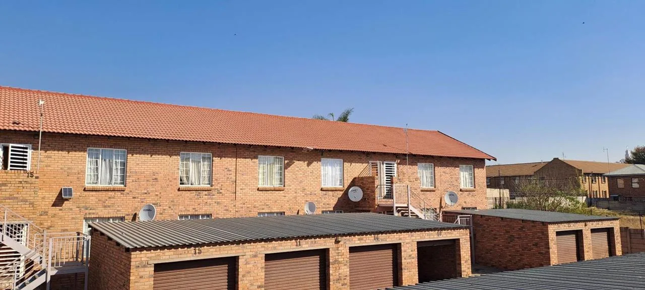 2 Bedroom Apartment / flat for sale in Middelburg Central
