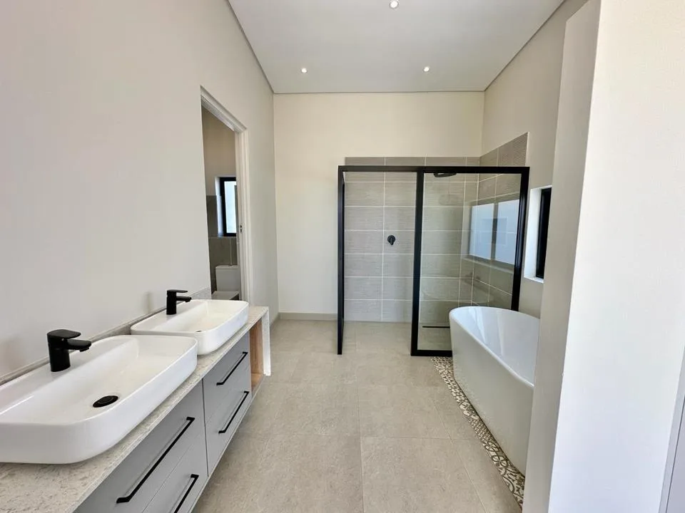 3 Bedroom House to rent in Helderzicht Eco Estate