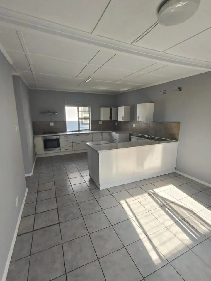 3 Bedroom Apartment / flat to rent in Greenfields