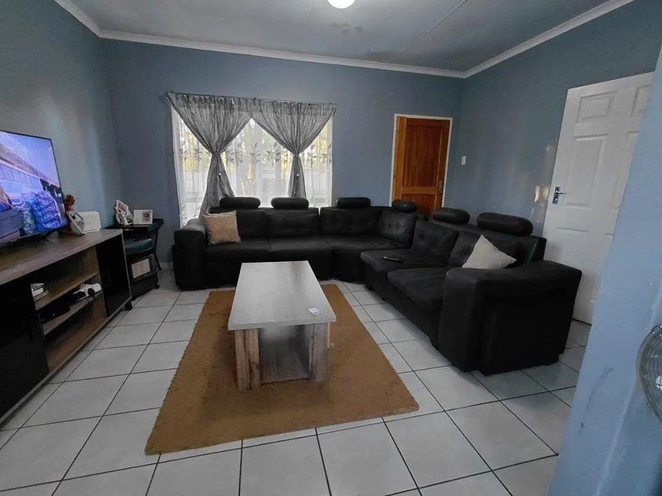 3 Bedroom House for sale in Sasolburg Ext 1