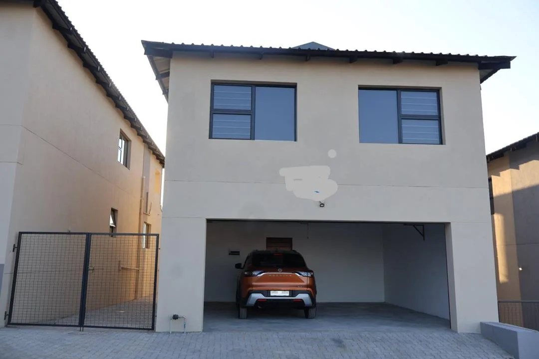 4 Bedroom Townhouse to rent in Waterval East