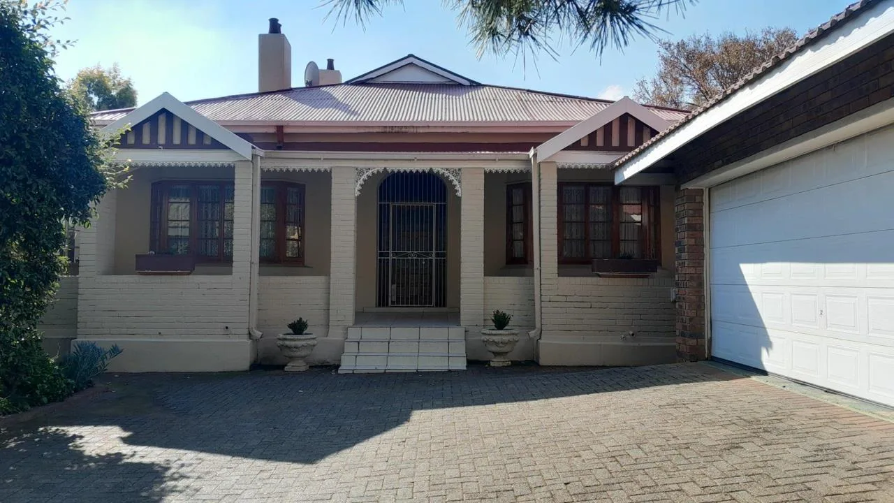 3 Bedroom Townhouse for sale in Westdene