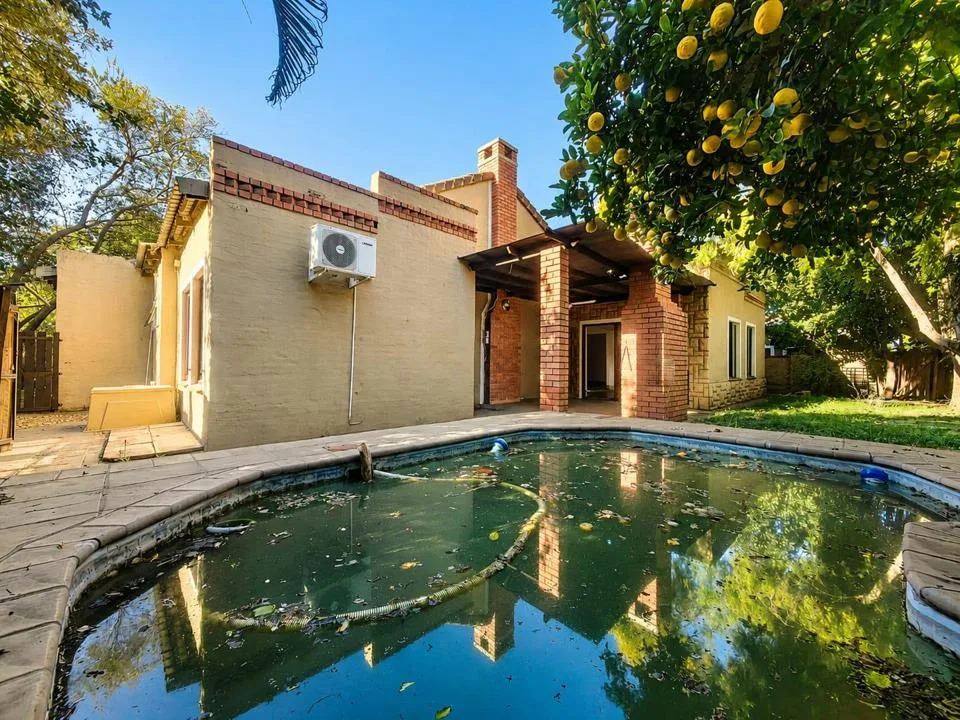3 Bedroom Townhouse for sale in Waterval East