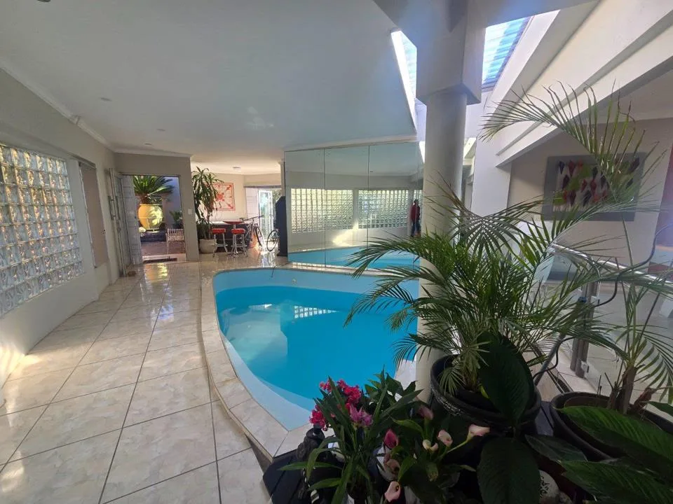 4 Bedroom House for sale in Hillsboro