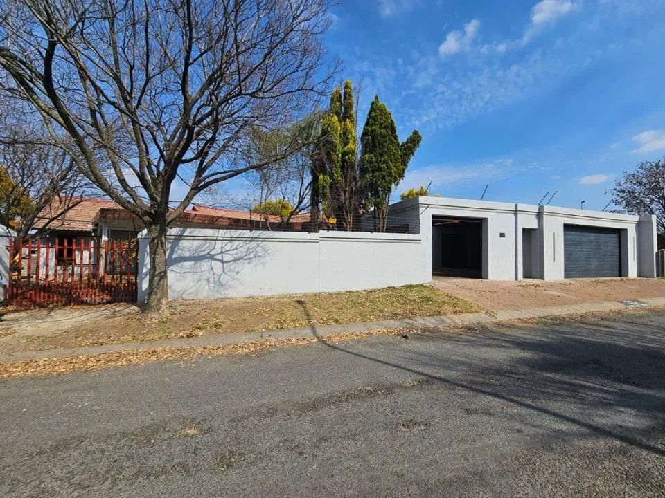 5 Bedroom House for sale in Secunda Central