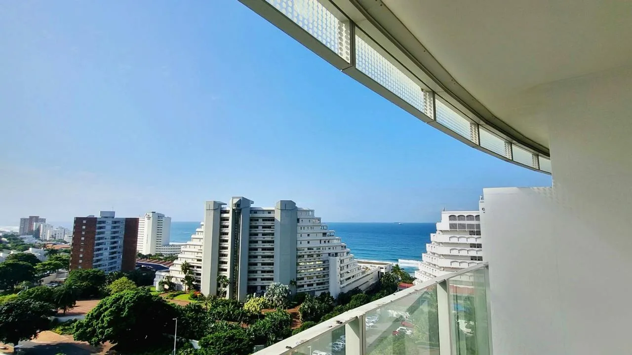 2 Bedroom Apartment / flat to rent in Umhlanga Central