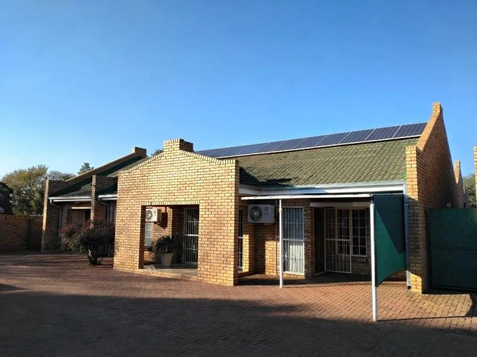 3 Bedroom House for sale in Kuruman