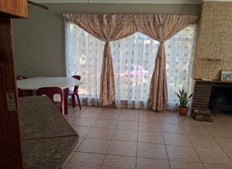 3 Bedroom House for sale in Hospitaalpark