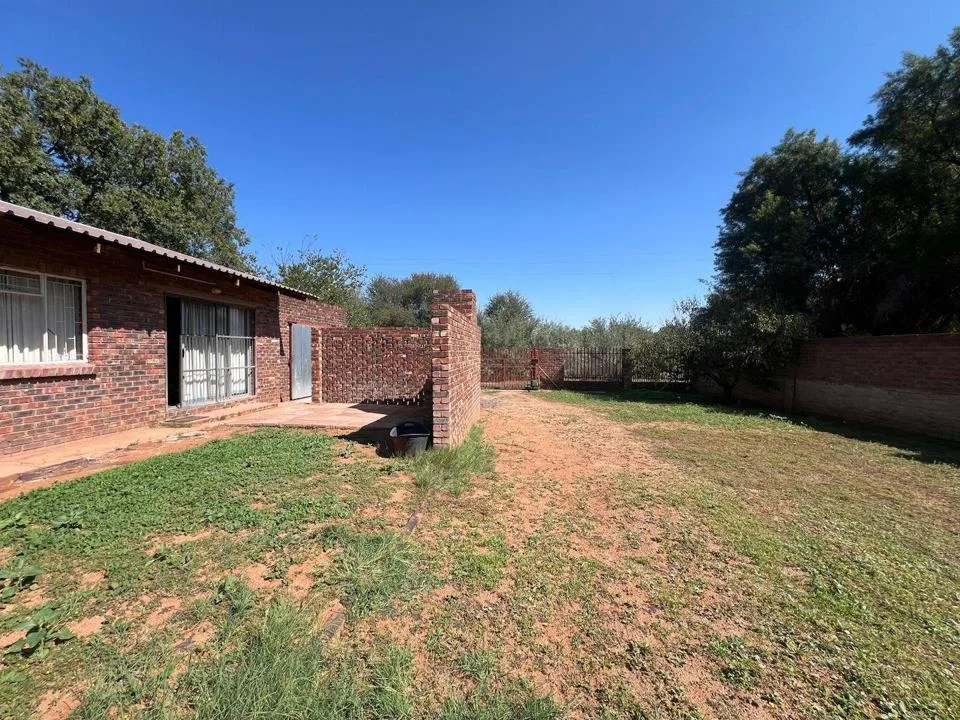 3 Bedroom House for sale in Dibeng
