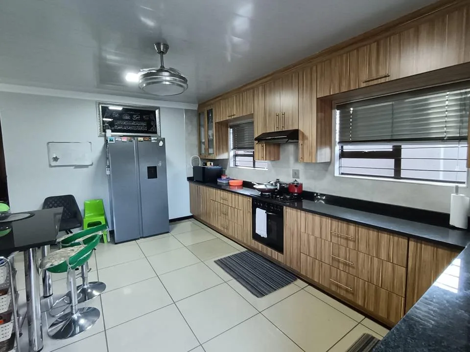 3 Bedroom House for sale in Doringkruin