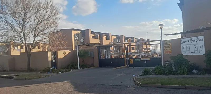 2 Bedroom Apartment / flat for sale in Evander
