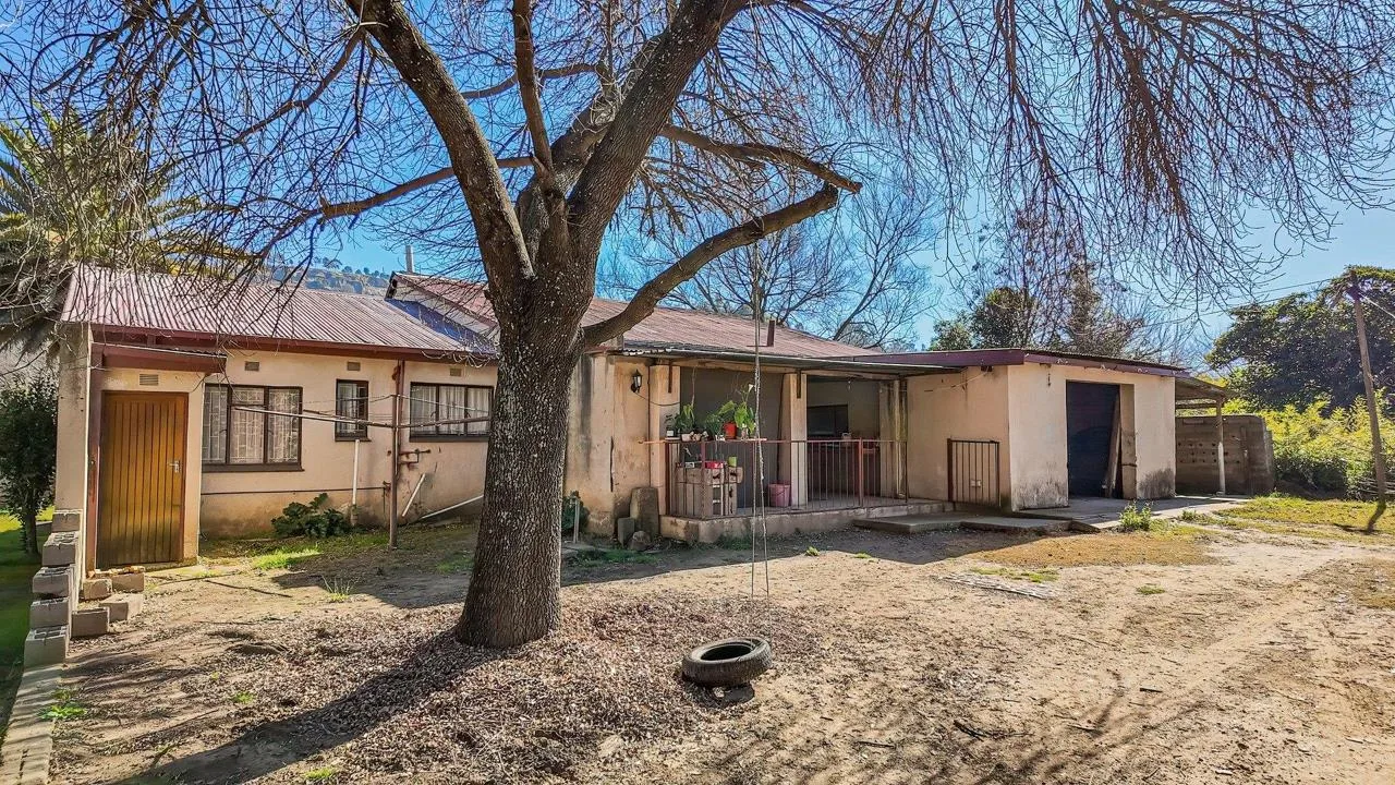 4 Bedroom House for sale in Ficksburg