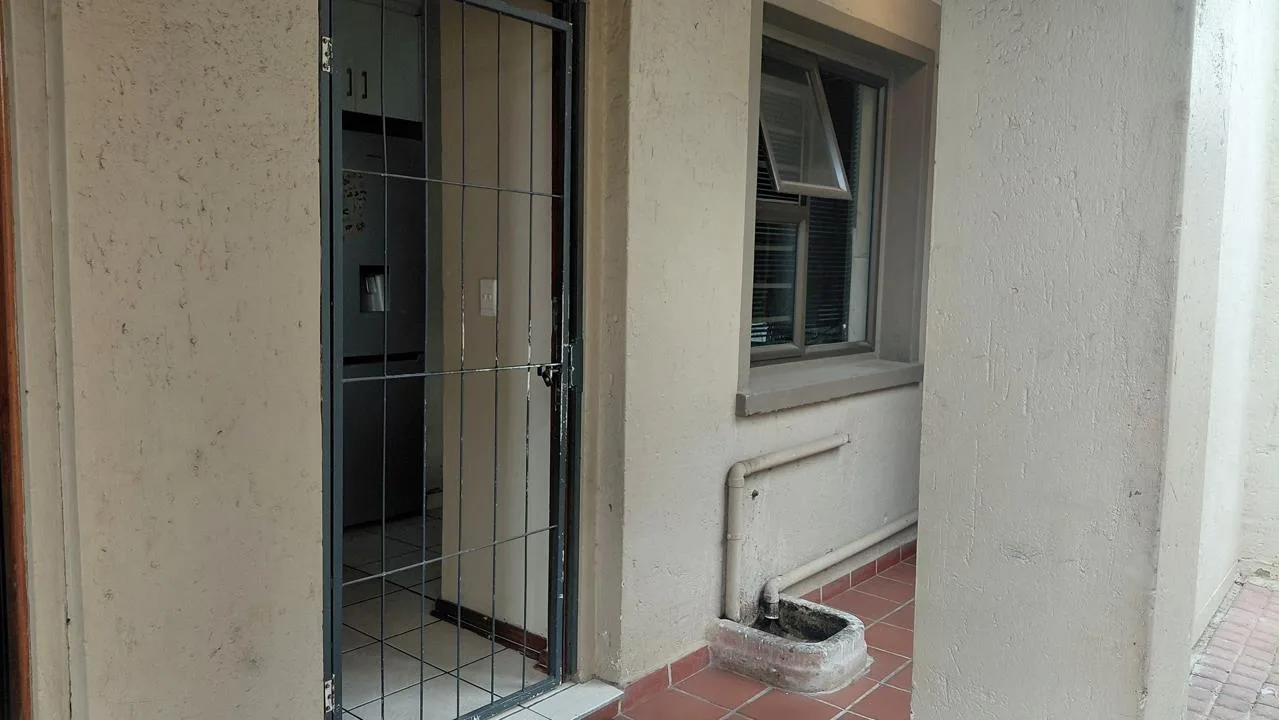 3 Bedroom Apartment / flat for sale in Brits Central