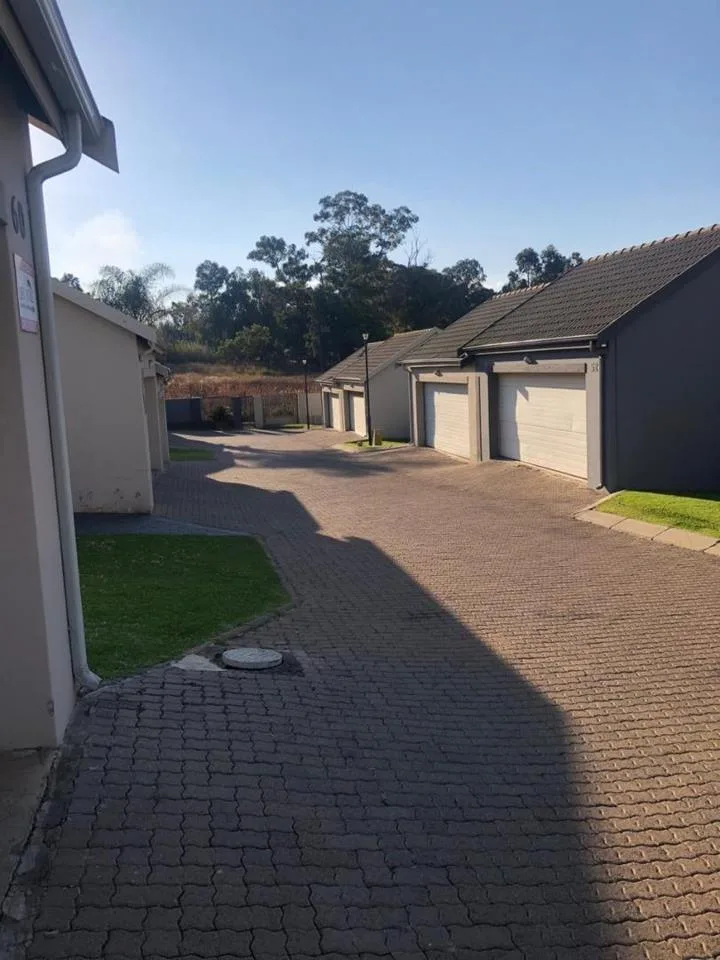 3 Bedroom Townhouse to rent in Die Heuwel Ext 1