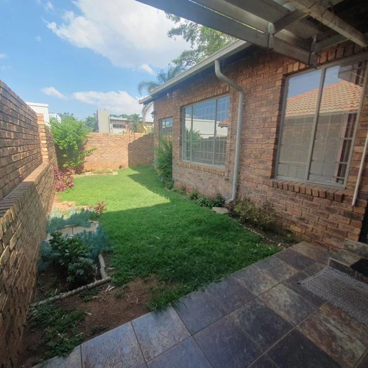 3 Bedroom Townhouse to rent in Magalieskruin