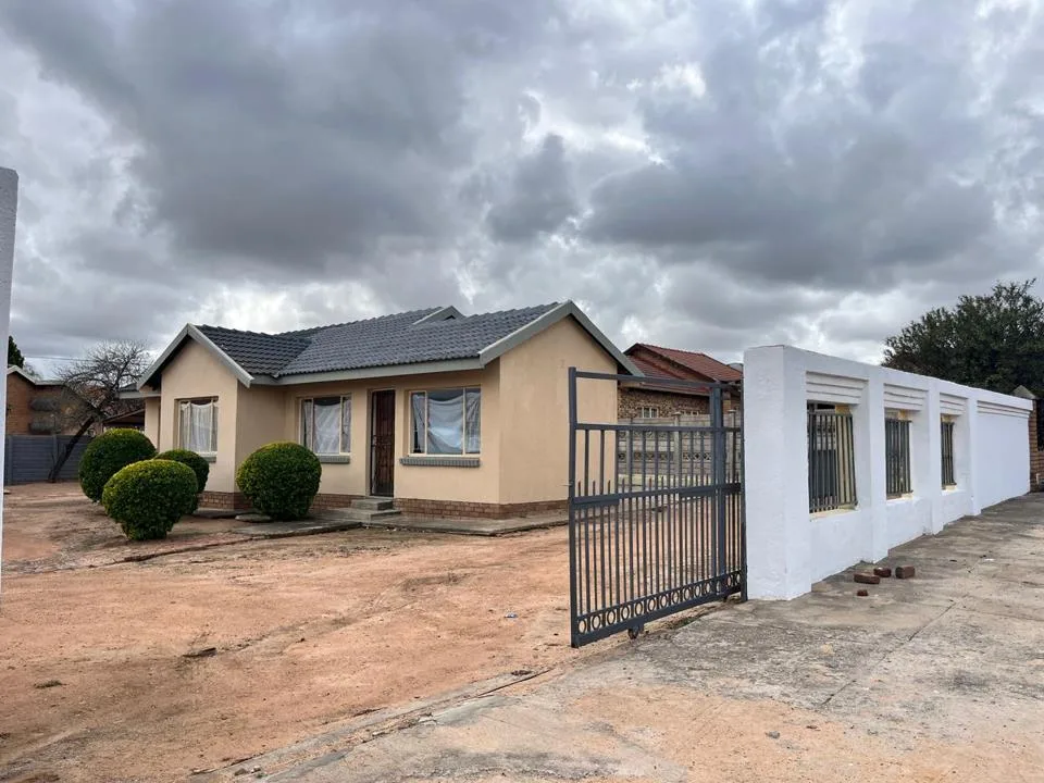 3 Bedroom House to rent in Flora Park