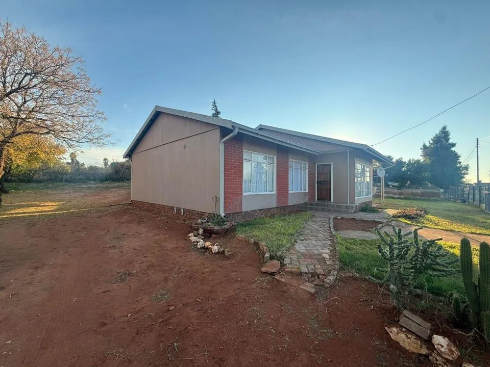 3 Bedroom House for sale in Dibeng