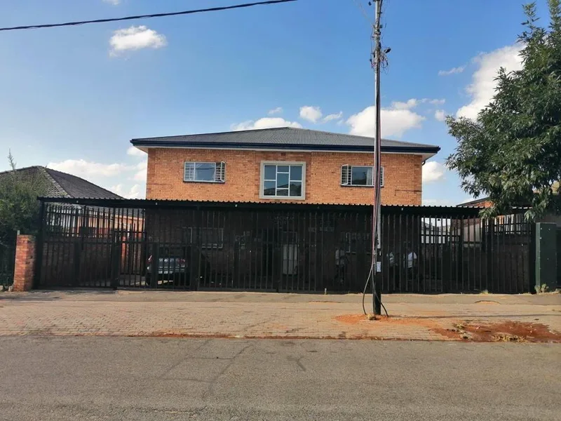 3 Bedroom Apartment / flat to rent in Rosettenville