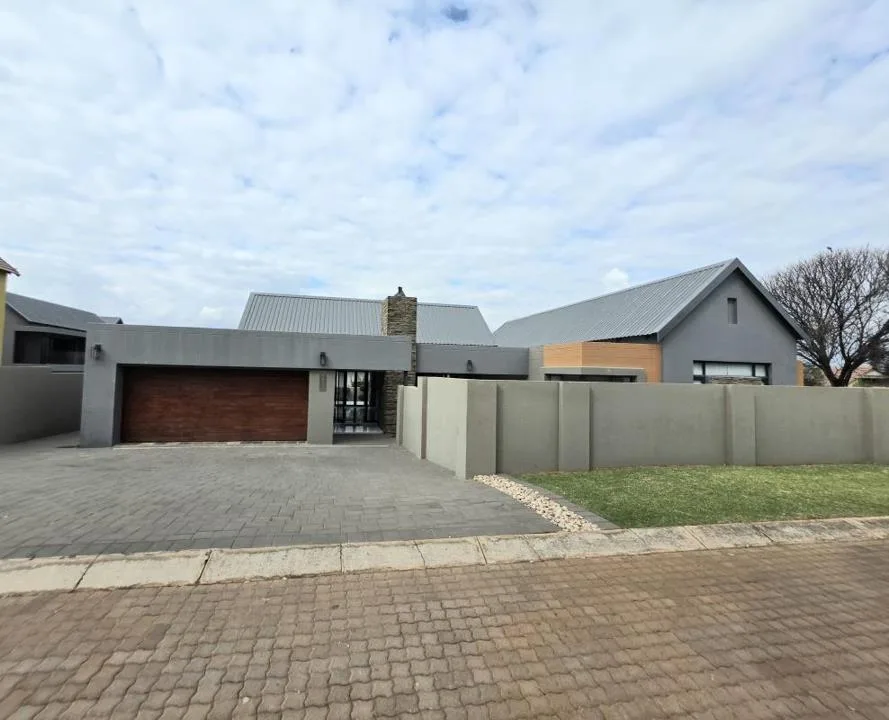 4 Bedroom House for sale in Leloko Lifestyle & Eco Estate