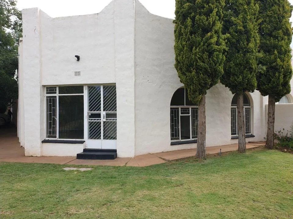 2 Bedroom Townhouse to rent in La Hoff