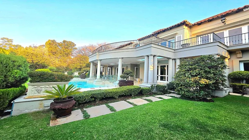 5 Bedroom House to rent in Sandton Central