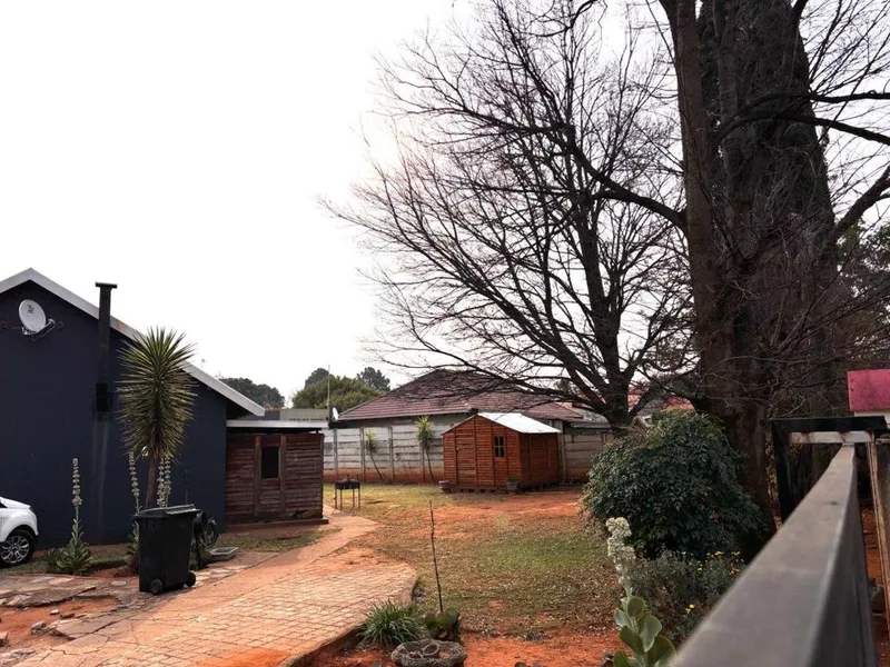 3 Bedroom House for sale in Stilfontein Ext 4
