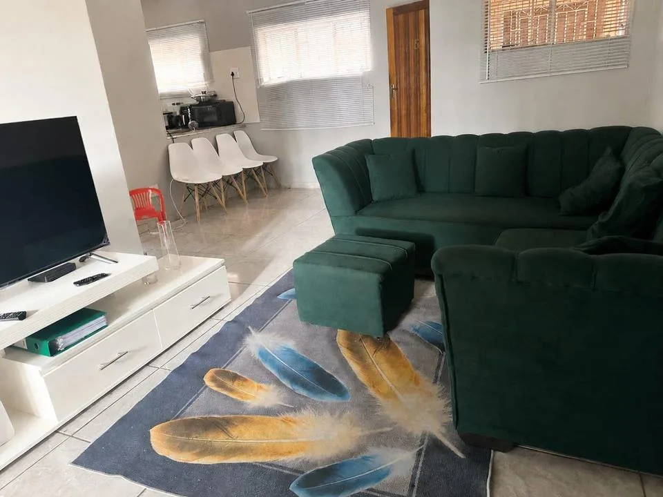 2 Bedroom Apartment / flat for sale in Rustenburg Central