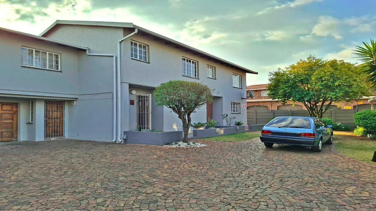 2 Bedroom Townhouse to rent in Lambton