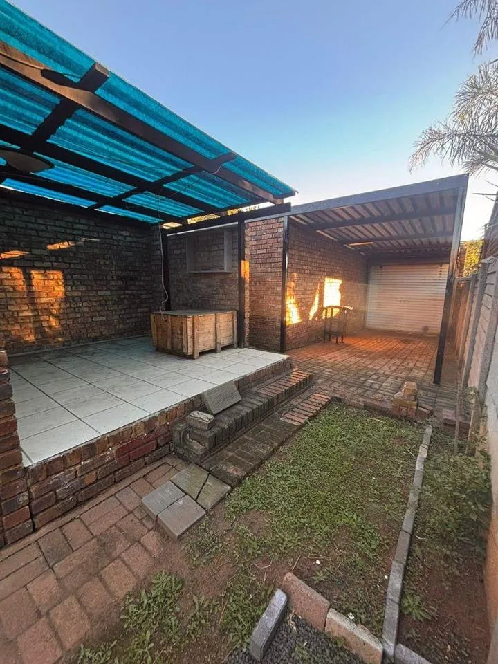 1 Bedroom House to rent in Ben Fleur