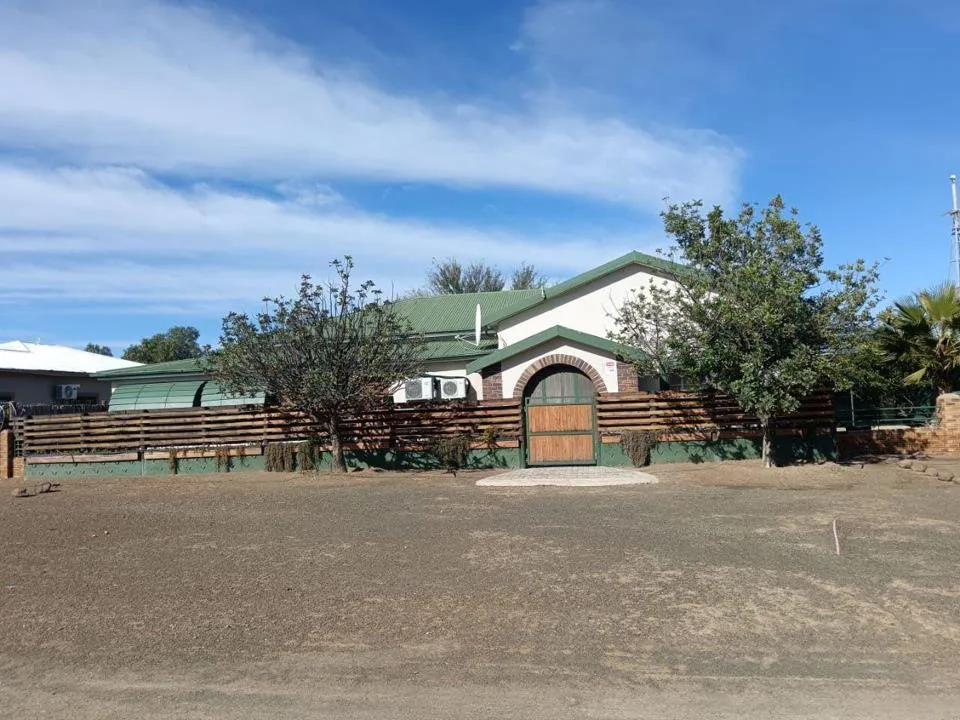 3 Bedroom House for sale in Brandvlei