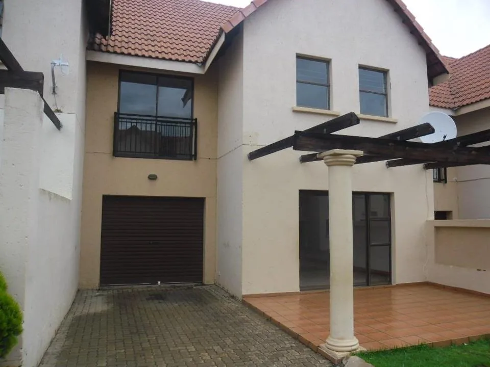 3 Bedroom Townhouse to rent in Lydenburg