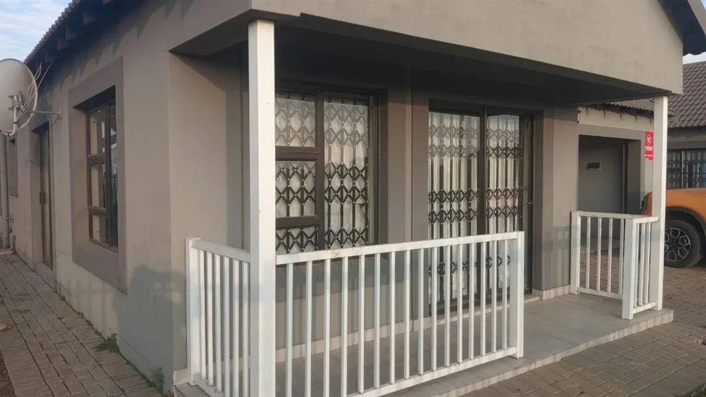 4 Bedroom House for sale in Arcata Estate