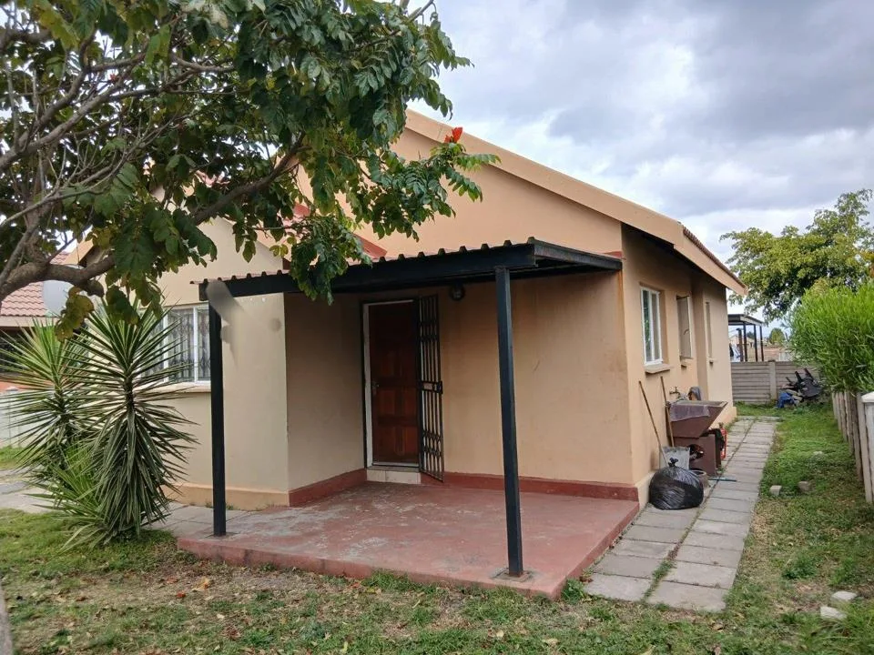 3 Bedroom House for sale in Freedom Park A