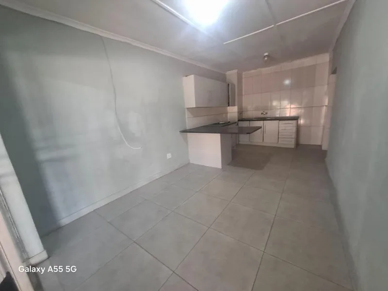 2 Bedroom Apartment / flat to rent in Hoeveld Park