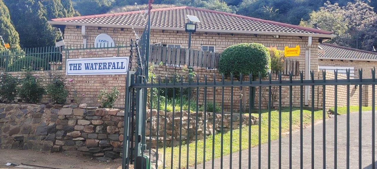 3 Bedroom Townhouse for sale in Bloemfontein Central