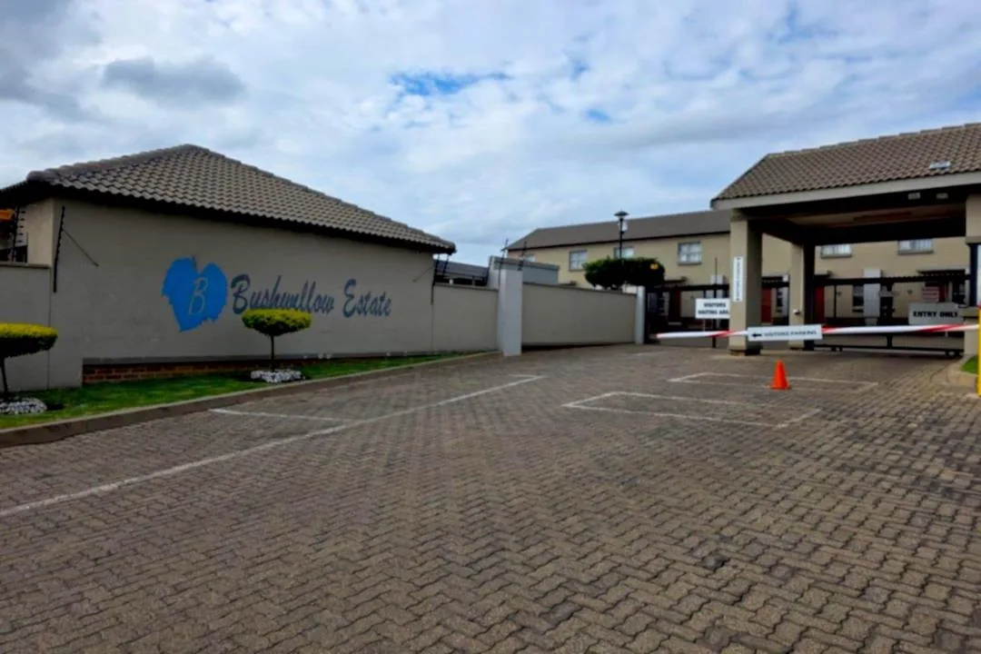 2 Bedroom Apartment / flat for sale in Tasbet Park