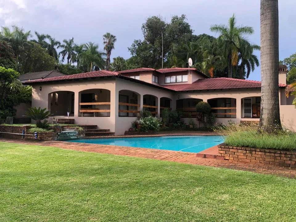 4 Bedroom House for sale in Premierpark