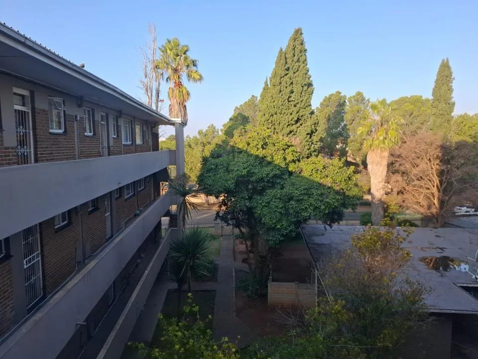 3 Bedroom Apartment / flat for sale in Park West