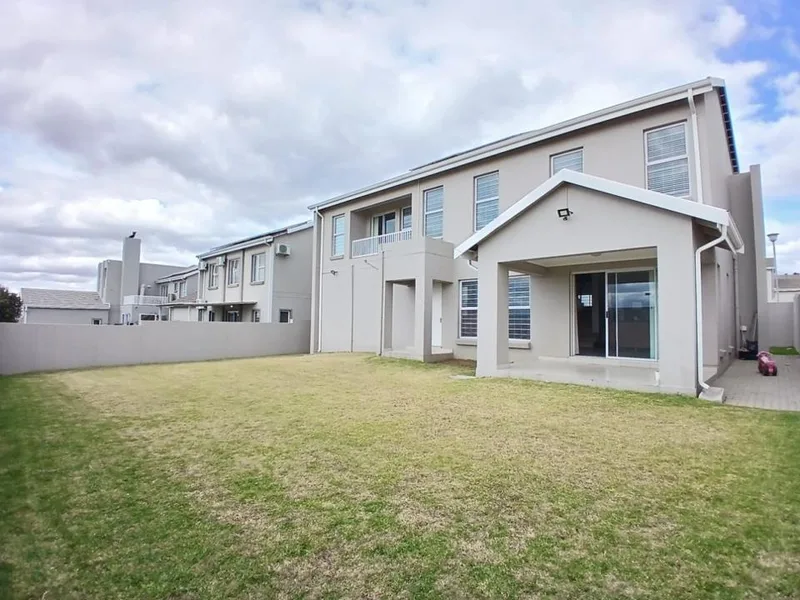 3 Bedroom House to rent in Blue Hills