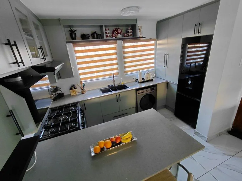 2 Bedroom Apartment / flat to rent in Centurion Central