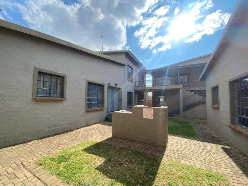 2 Bedroom Apartment / flat to rent in Hoeveld Park