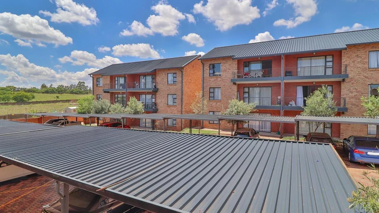2 Bedroom Apartment / flat to rent in Olympus AH