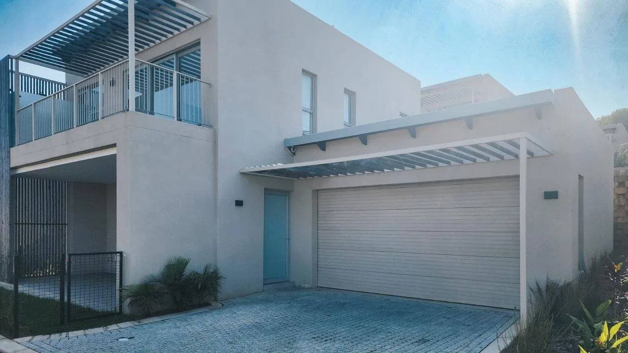 3 Bedroom Townhouse for sale in Zululami Luxury Coastal Estate