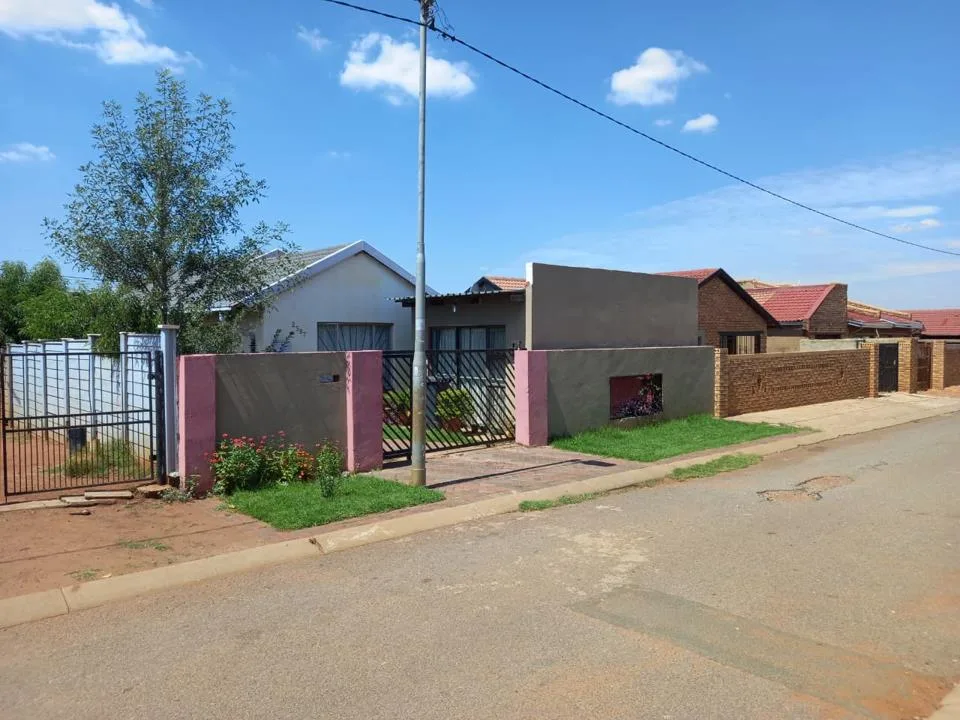 3 Bedroom House to rent in Doornkop