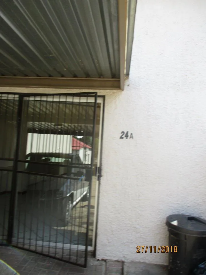 2 Bedroom Townhouse to rent in Westdene