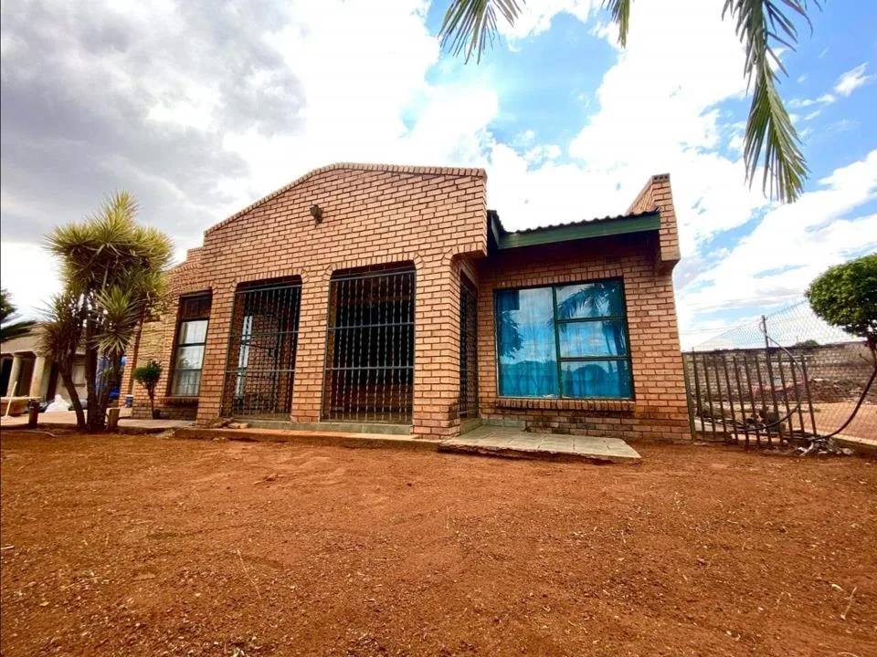 3 Bedroom House to rent in Mahwelereng Zone B