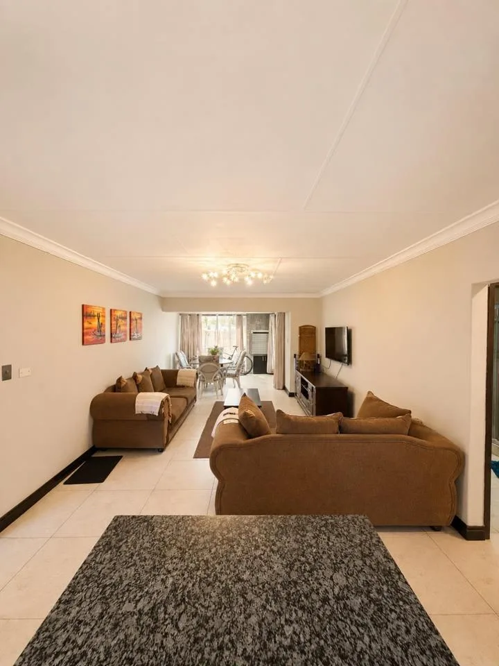 2 Bedroom Apartment / flat for sale in Abrahamsrust