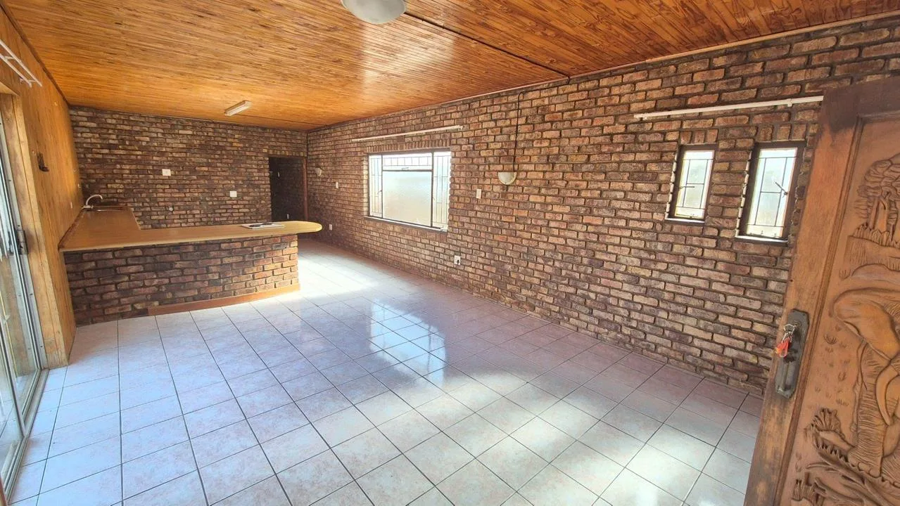 1 Bedroom Apartment / flat to rent in Heuwelsig