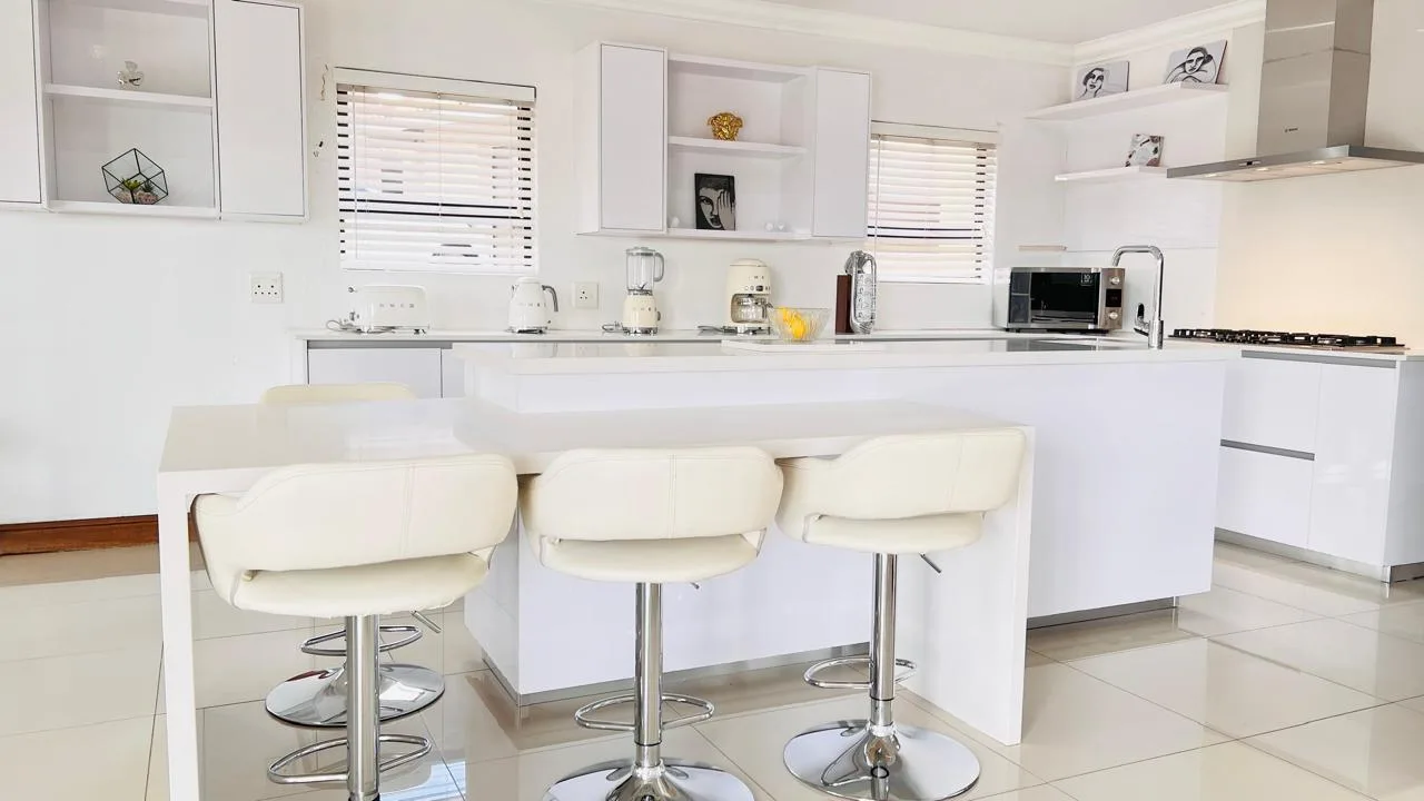 4 Bedroom House for sale in Bankenveld Golf Estate